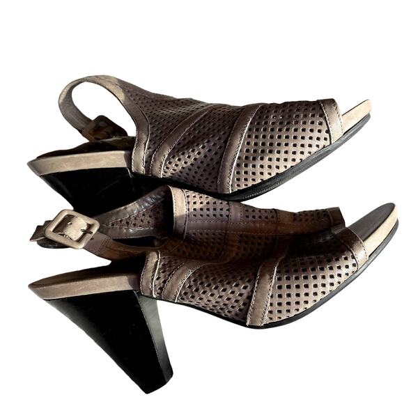 Me Too Women's 3.5" heel open toe strap back shoe Size 8 Leather Dollie - Picture 1 of 9